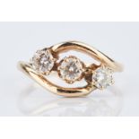 Ladies 14K Yellow Gold & Diamond Ring w/ 3 Stones