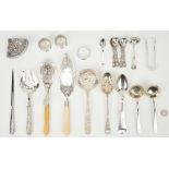 Assorted flatware and Continental Fan Box, 20 pcs. total