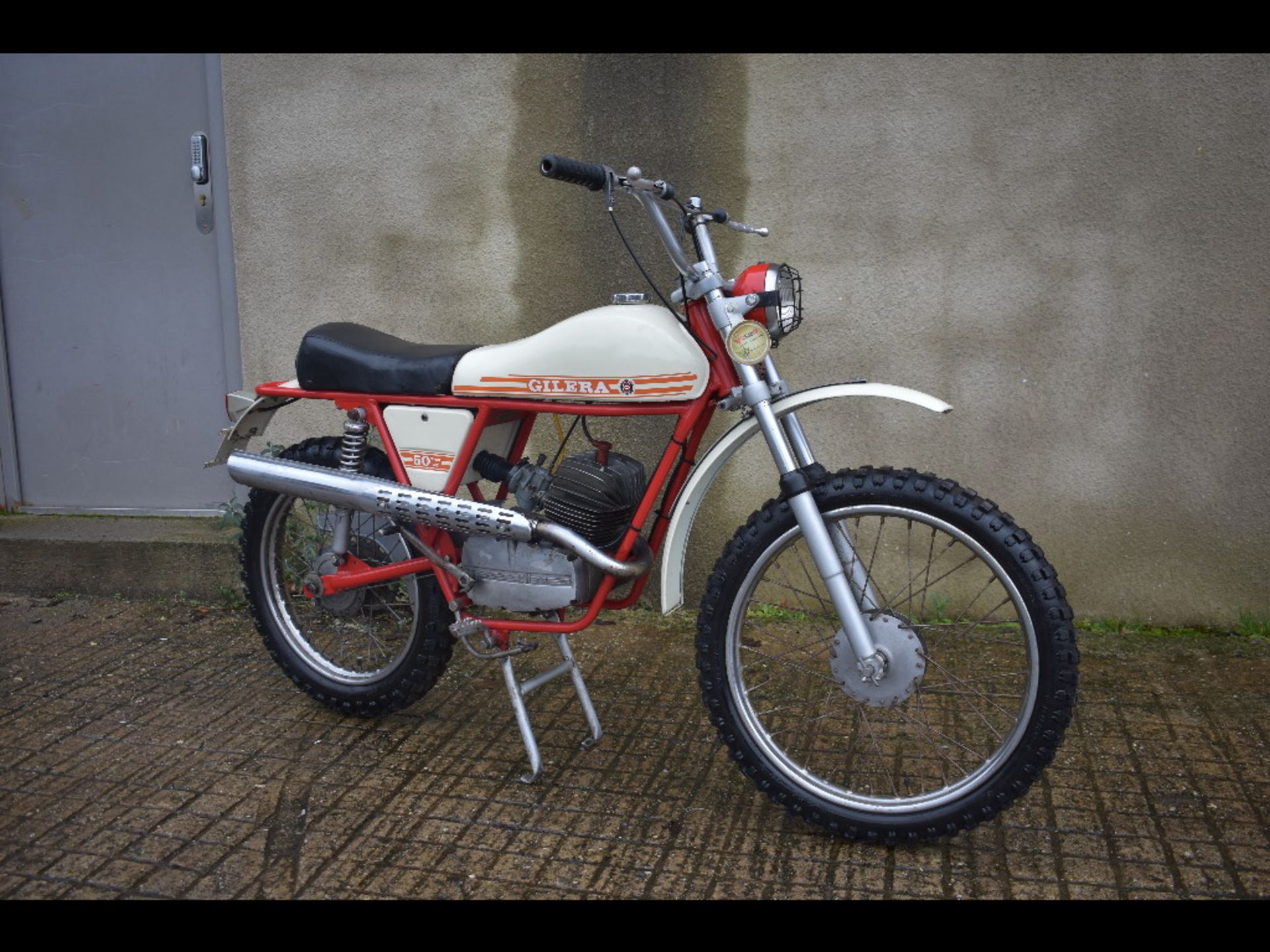 A 1971 Gilera 50 5V Trial, unregistered, frame number 010/5573, engine number 8999 OM. Good original - Image 2 of 17