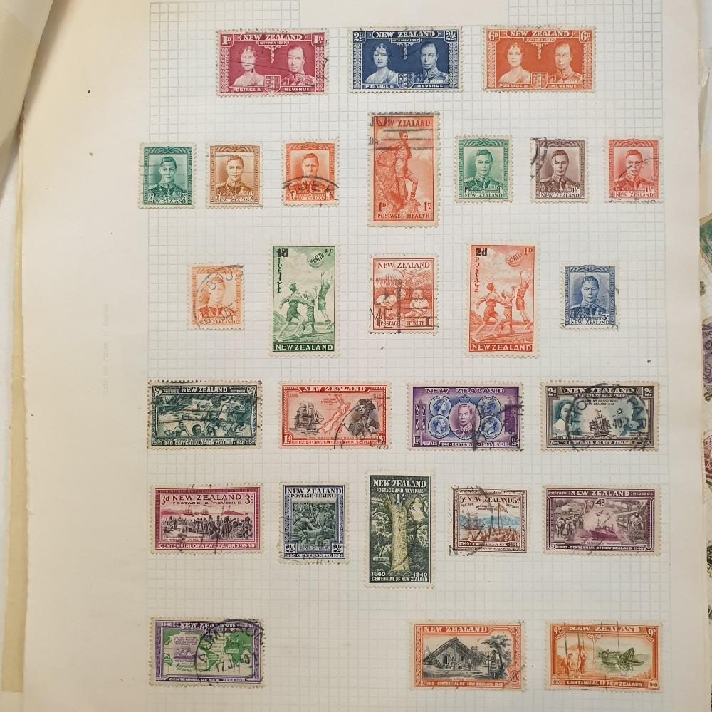 A group of New Zealand stamps, on leaves with better sets and values, high cat. value - Image 7 of 7