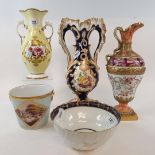 A Worcester porcelain bowl, and other assorted ceramics, mostly damaged (box) Report by GH As