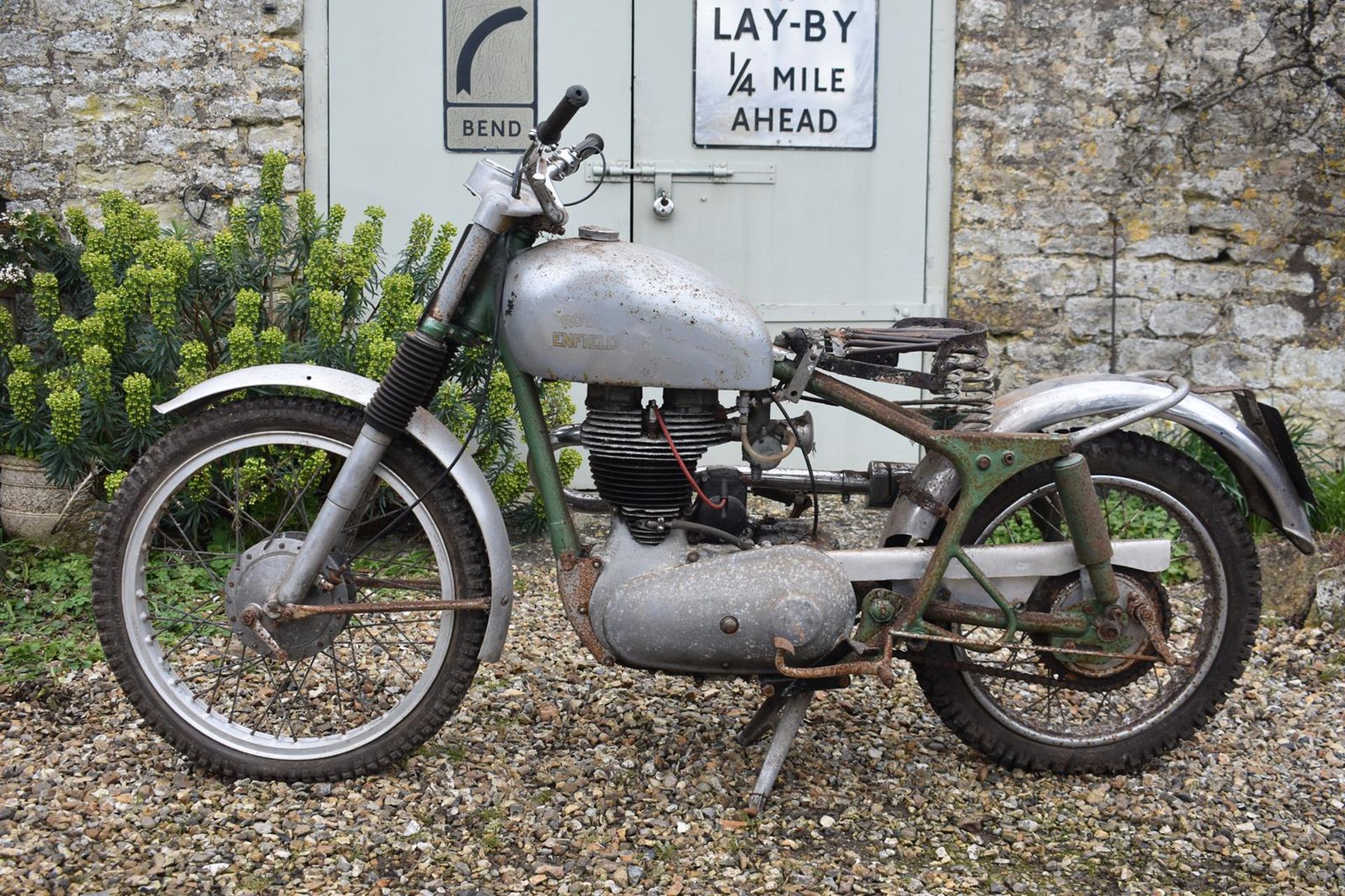 A 1962 Royal Enfield Bullet 350 Trials Registration number VYJ 903 Engine number 17563 Barn stored - Image 2 of 6