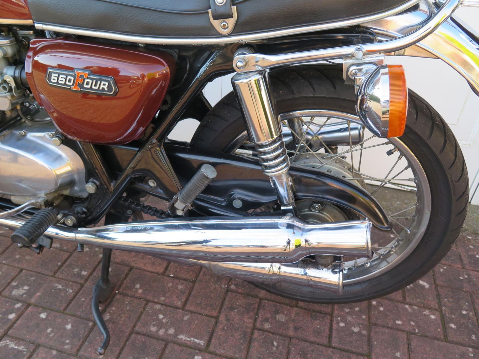 A 1976 Honda CB 550/4 Registration number OJT 114P Frame number CB5501232792 Engine number - Image 5 of 8