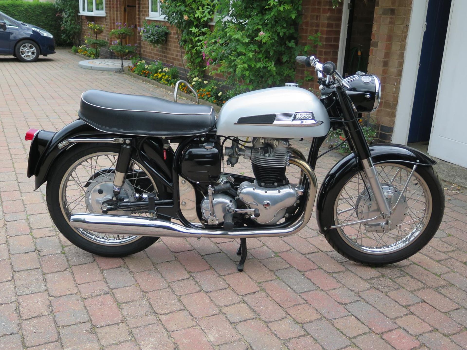 A 1960 Norton Dominator 99 Registration number 892 XUV Frame number 1492283 Engine number 9228314