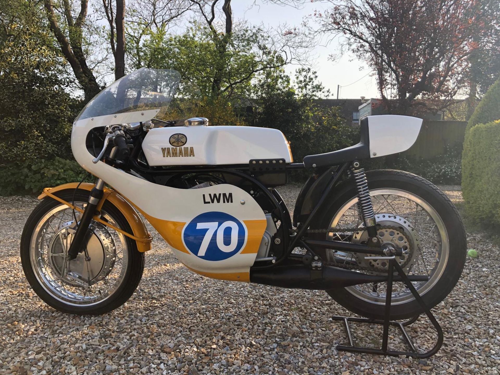 A 1969/70 Yamaha TR2B Frame number TR2 930030 White/yellow Restored Don Briggs swing arm frame - Image 2 of 9