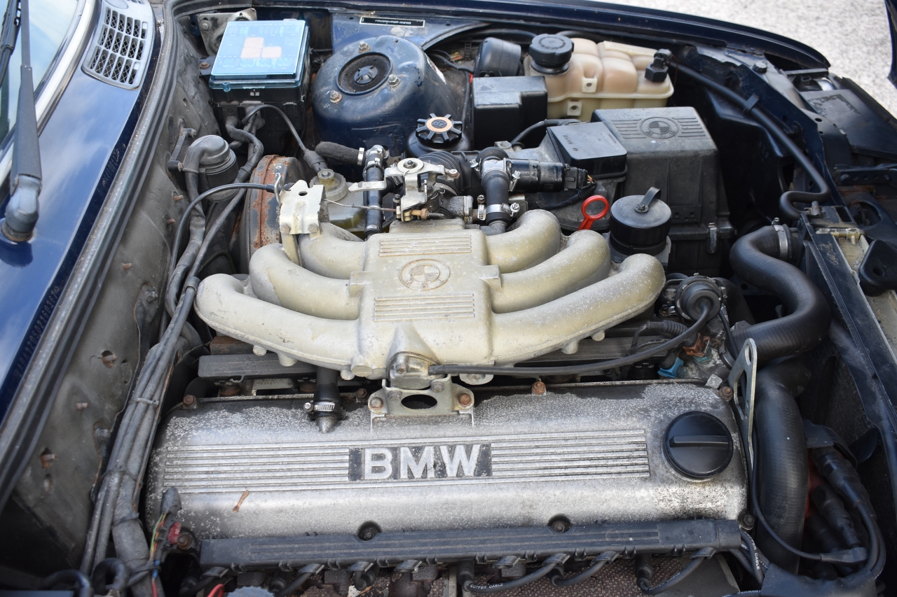 A 1989 BMW 320i Cabriolet E30 Registration number E20 JST Chassis number WBABA120502160367 Engine - Image 4 of 19