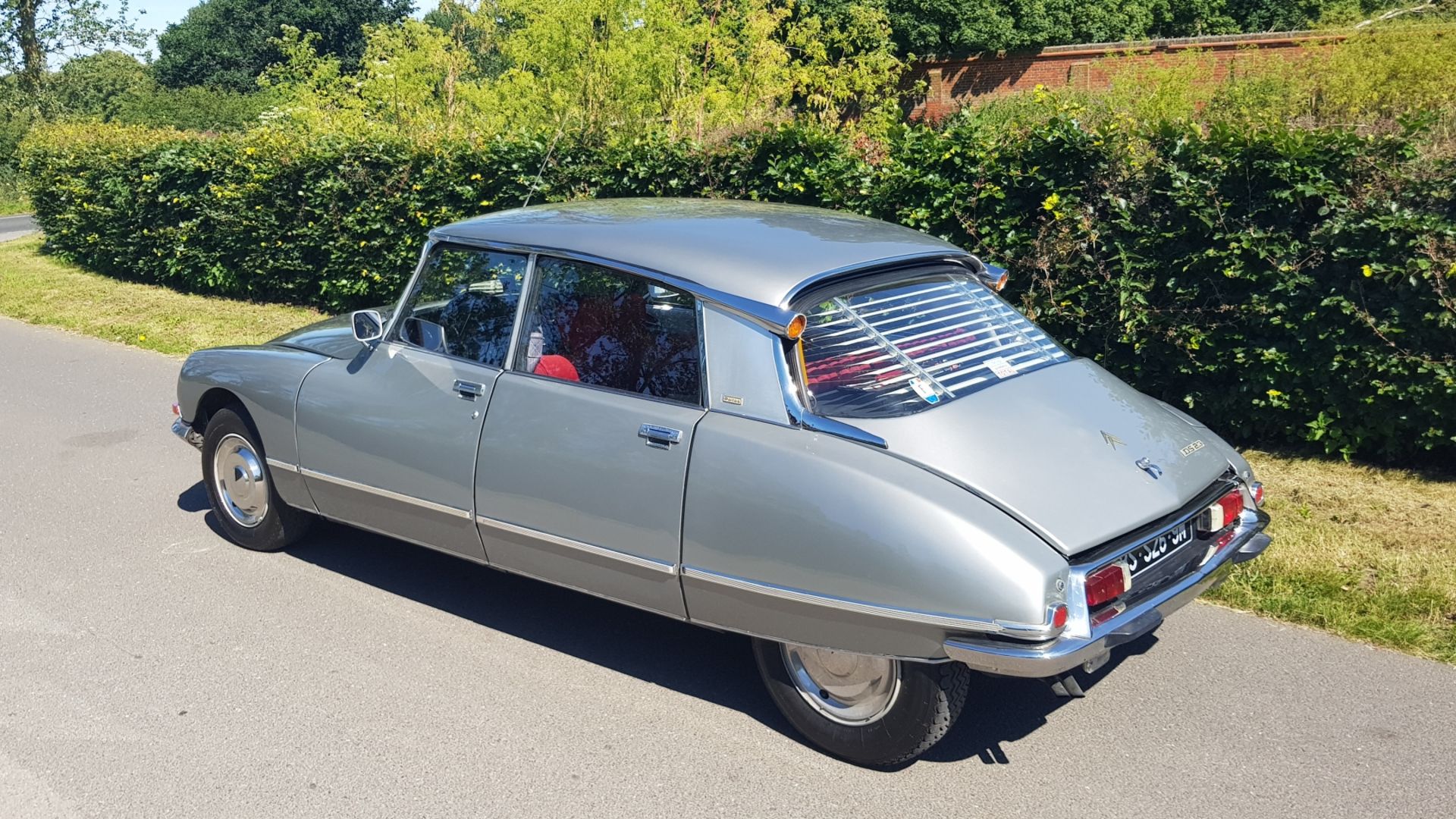 A 1974 Citroen DS - Image 32 of 80