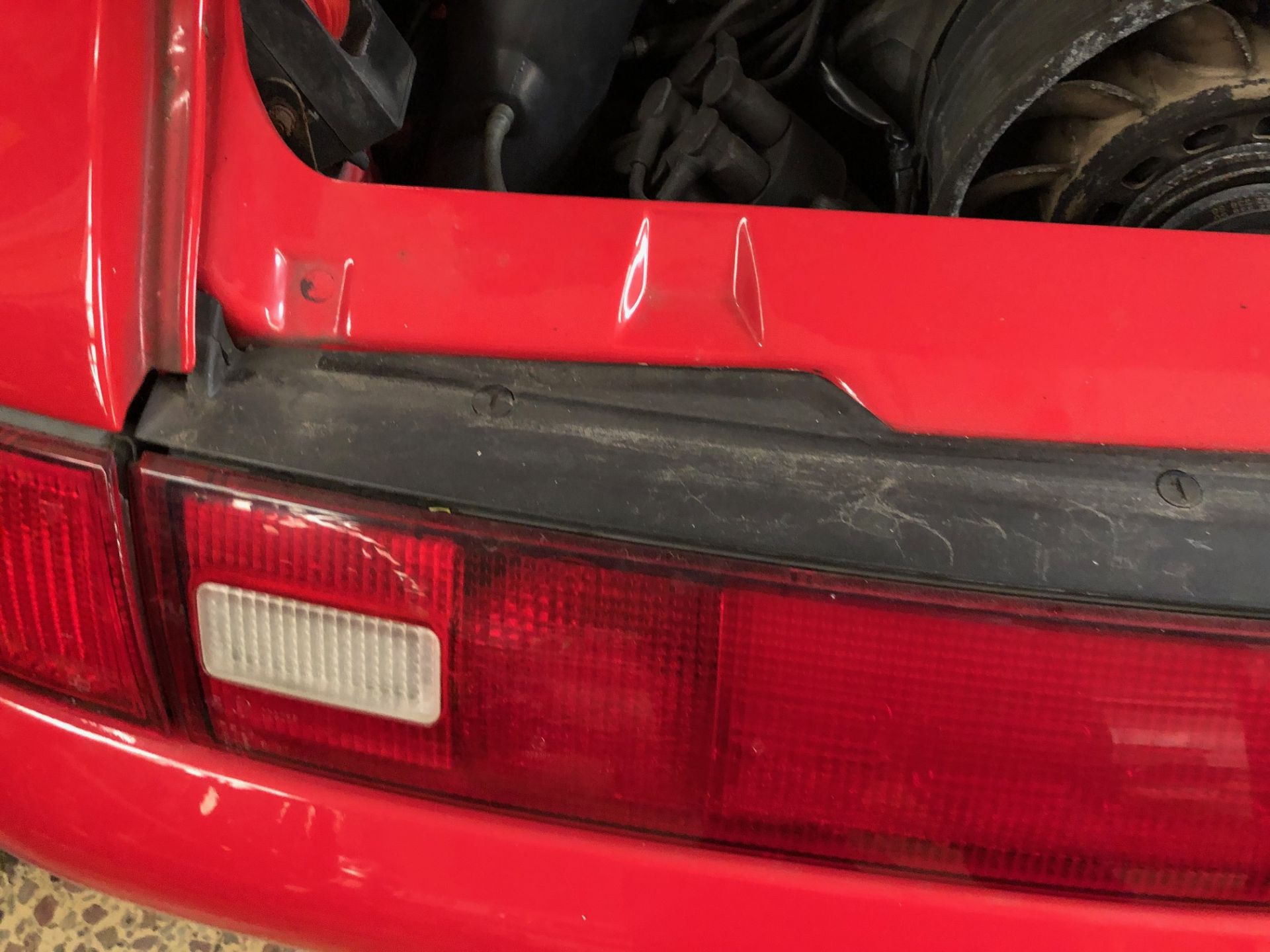 A 1993 Porsche 911 (993) Carrera Coupe Registration number L611 HEN Chassis number WPOZZZ99ZRS311060 - Image 65 of 113