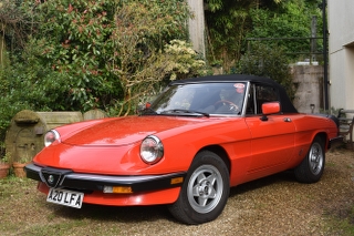 A 1985 Alfa Romeo Spider 3 Registration number A20 LFA Chassis number ZAR8A5417F1021233 Red with - Image 7 of 29