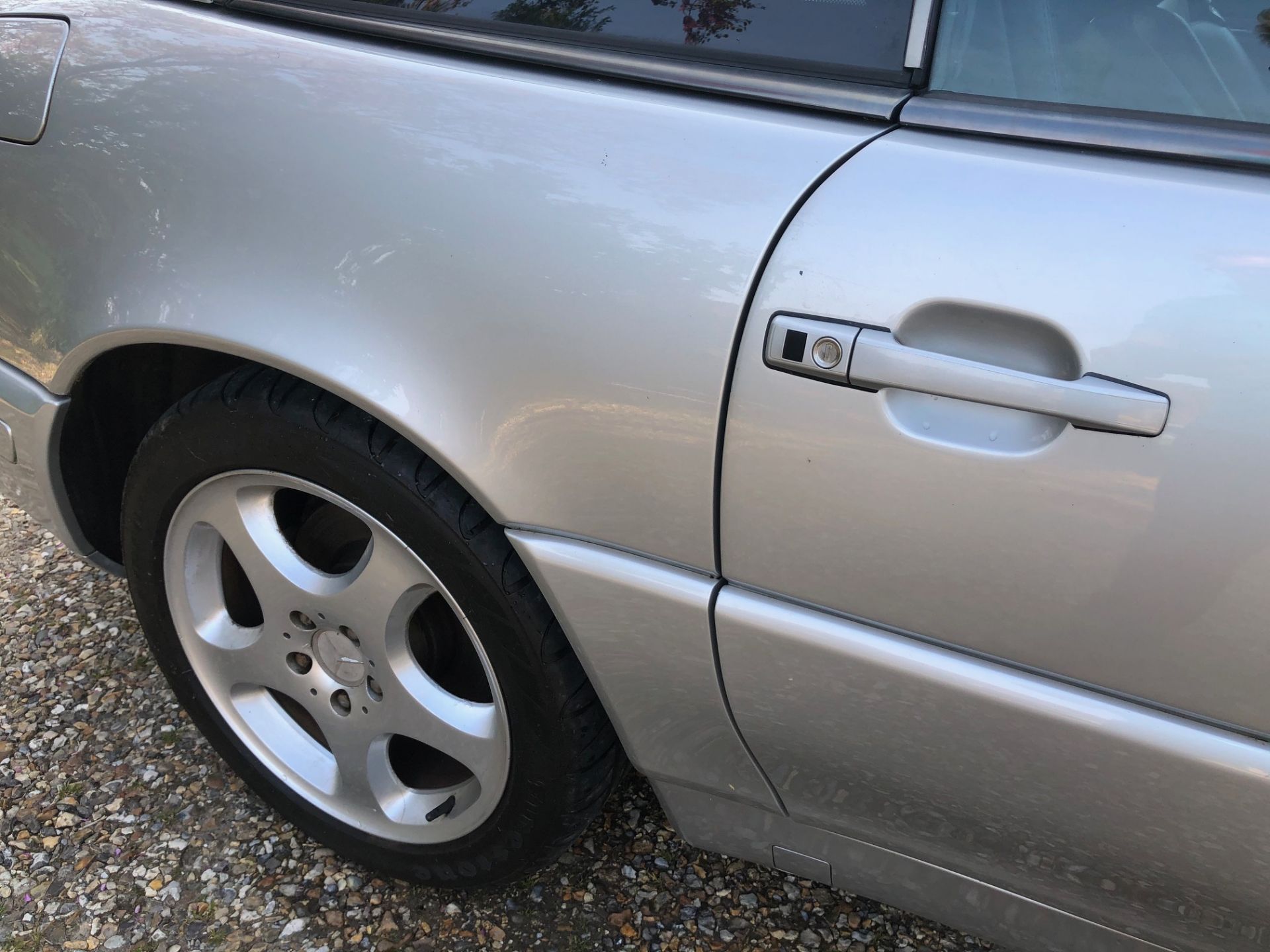 A 1998 Mercedes-Benz 320 SL Registration number S352 LFJ MOT expired March 2020 Metallic silver with - Image 26 of 57