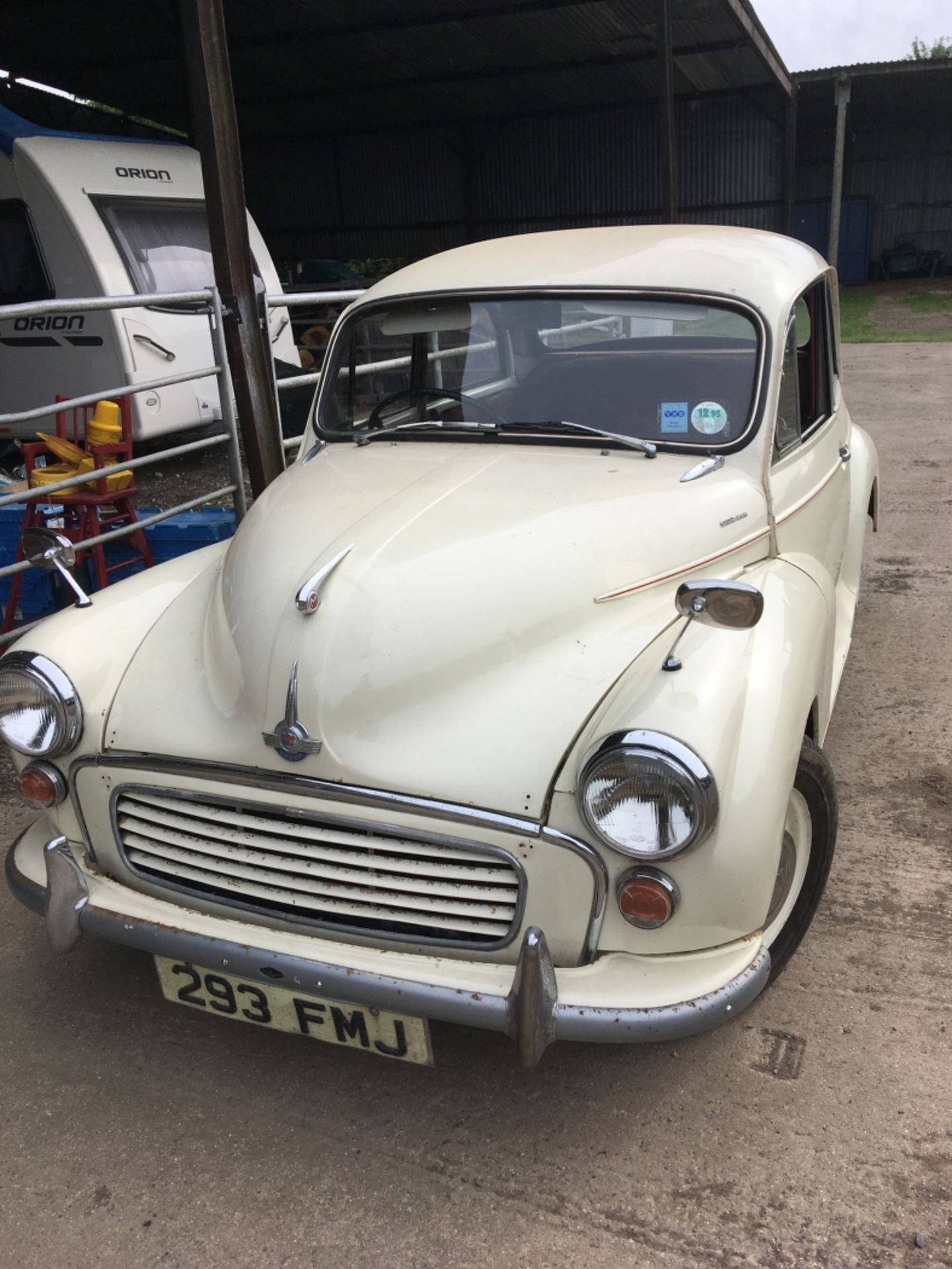 A 1962 Morris Minor two door saloon - Image 12 of 13