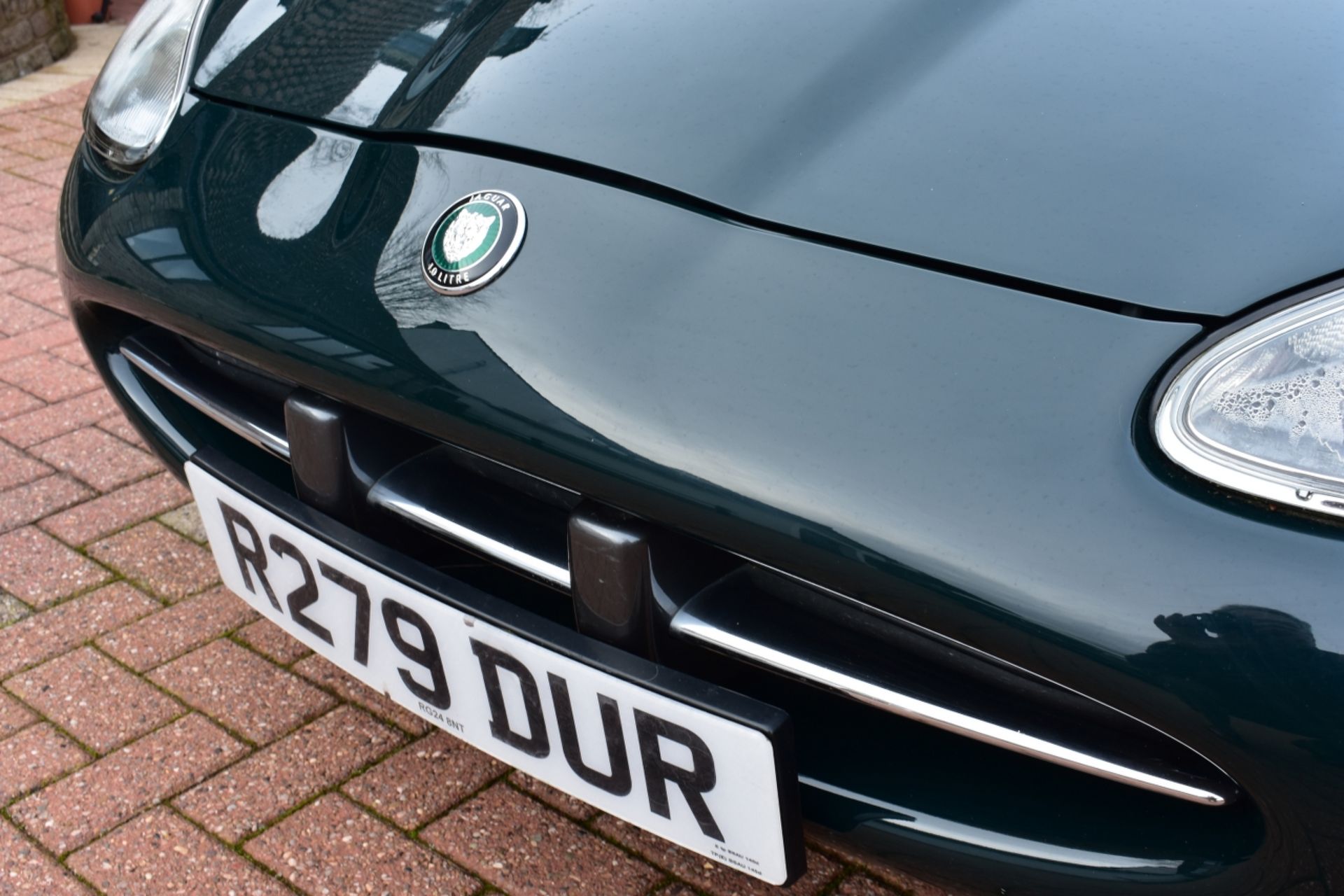 A 1998 Jaguar XK8 convertible Registration number R279 DUR Chassis number SAJJGAFD3AR025856 Engine - Image 2 of 24