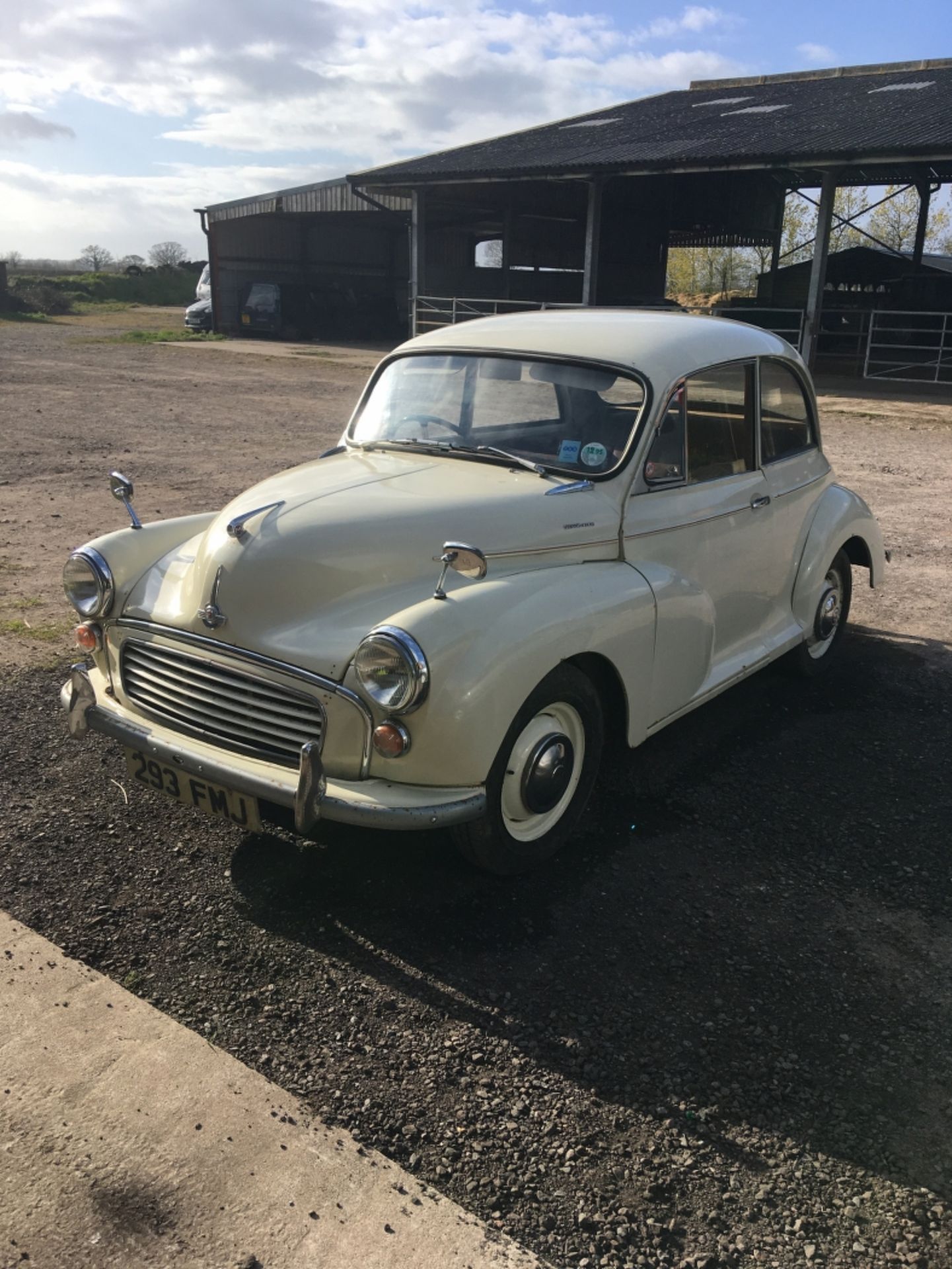 A 1962 Morris Minor two door saloon - Image 6 of 13