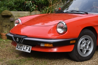 A 1985 Alfa Romeo Spider 3 Registration number A20 LFA Chassis number ZAR8A5417F1021233 Red with - Image 8 of 29
