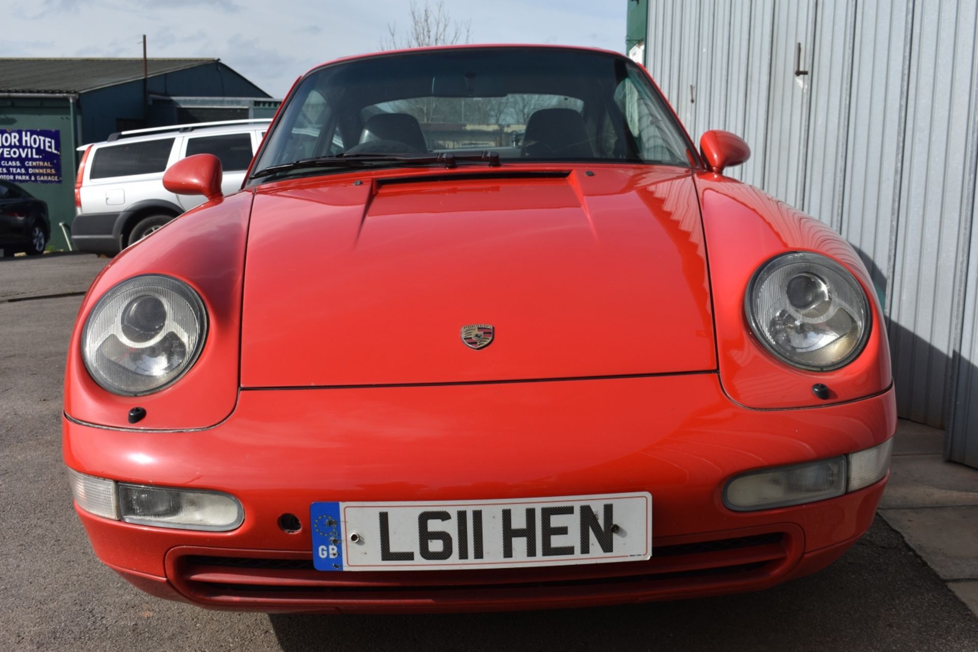 A 1993 Porsche 911 (993) Carrera Coupe Registration number L611 HEN Chassis number WPOZZZ99ZRS311060 - Image 81 of 113