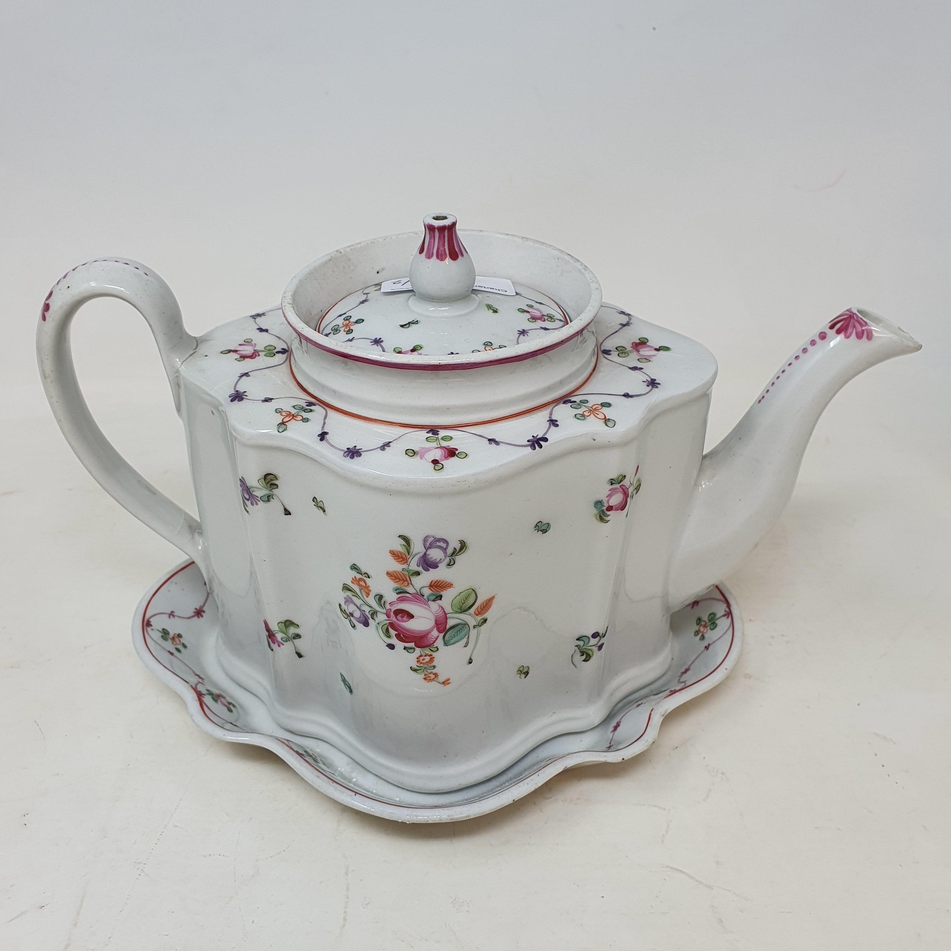 An early 19th century New Hall serpentine teapot and stand decorated sprigs, 16 cm high, and two - Image 2 of 10