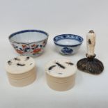 A Chinese tea bowl, decorated birds and a dragon in underglaze blue, six character mark, 7 cm