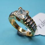 A gent's 18ct gold ring, with a princess cut diamond, approx. ring size Z