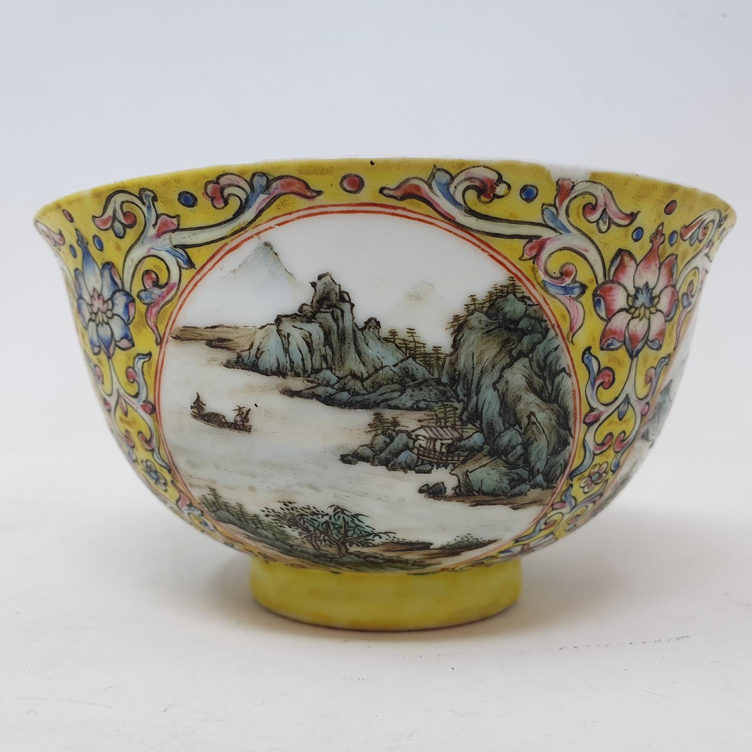 A Chinese porcelain medallion bowl, decorated vignettes of mountain scenes on a yelllow ground - Image 4 of 6