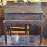 An oak bureau, 92 cm wide