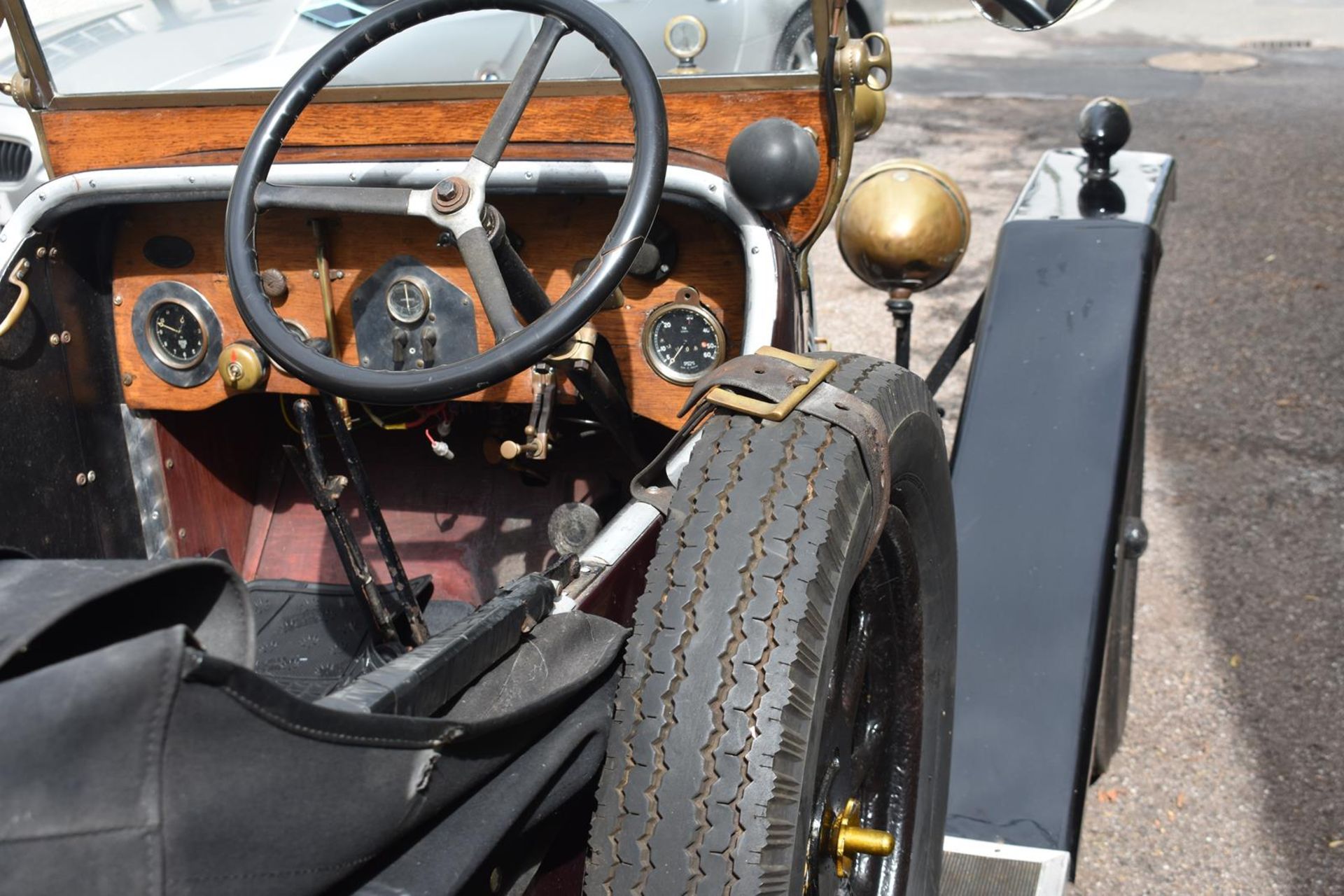 A 1923 Bullnose Morris Cowley Sports Registration number CL 6042 Chassis number 27667 Engine - Image 26 of 53