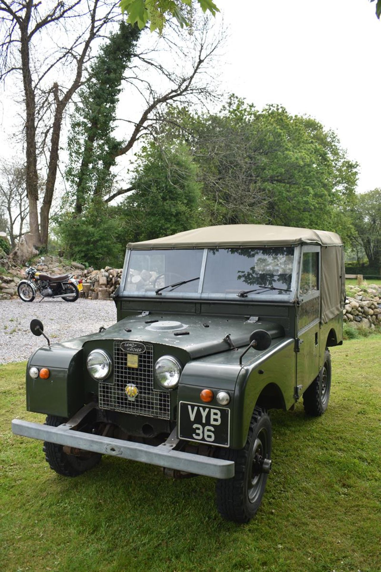 A 1955 Land Rover 86 inch Registration number VYB 36 Chassis number 17060217 Engine number 17H07211C - Image 11 of 17