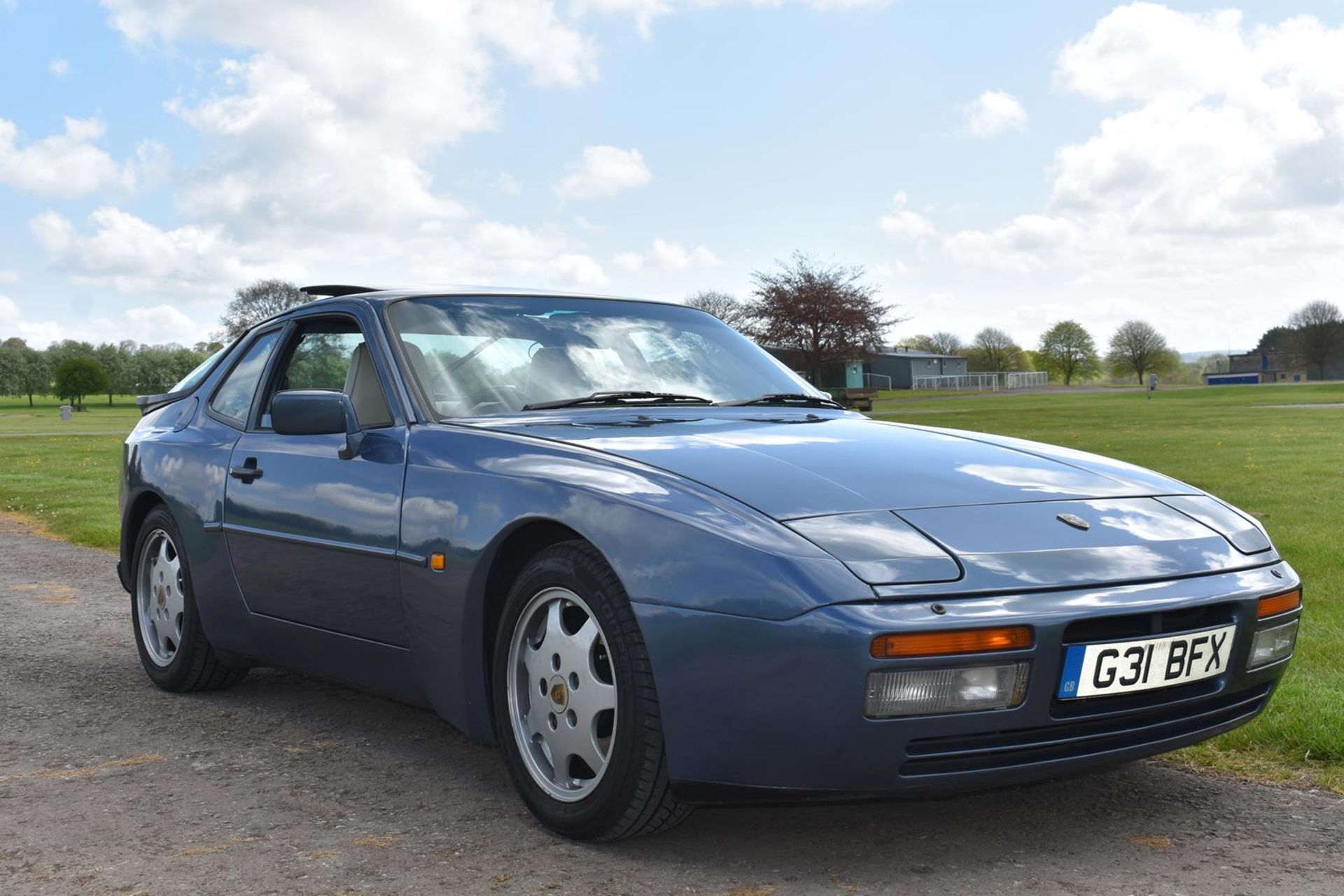 A 1989 Porsche 944 S2 Coupé Registration number G31 BFX Chassis number WP022294ZKN403555 Engine - Image 3 of 20