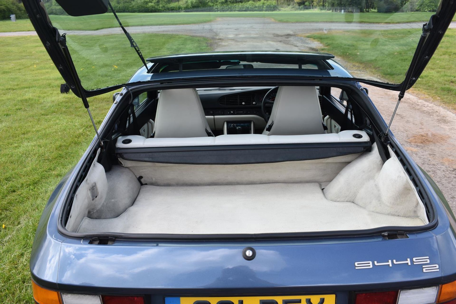 A 1989 Porsche 944 S2 Coupé Registration number G31 BFX Chassis number WP022294ZKN403555 Engine - Image 19 of 20