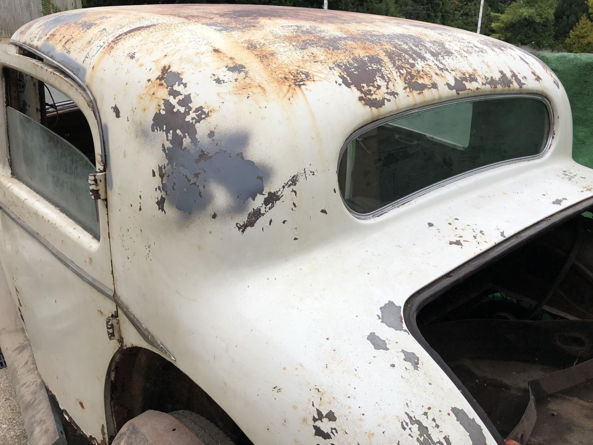 A 1948 Jaguar 2½ litre saloon Registration number KLE 161 V5 MOT exempt Bought by the owner in - Image 144 of 165