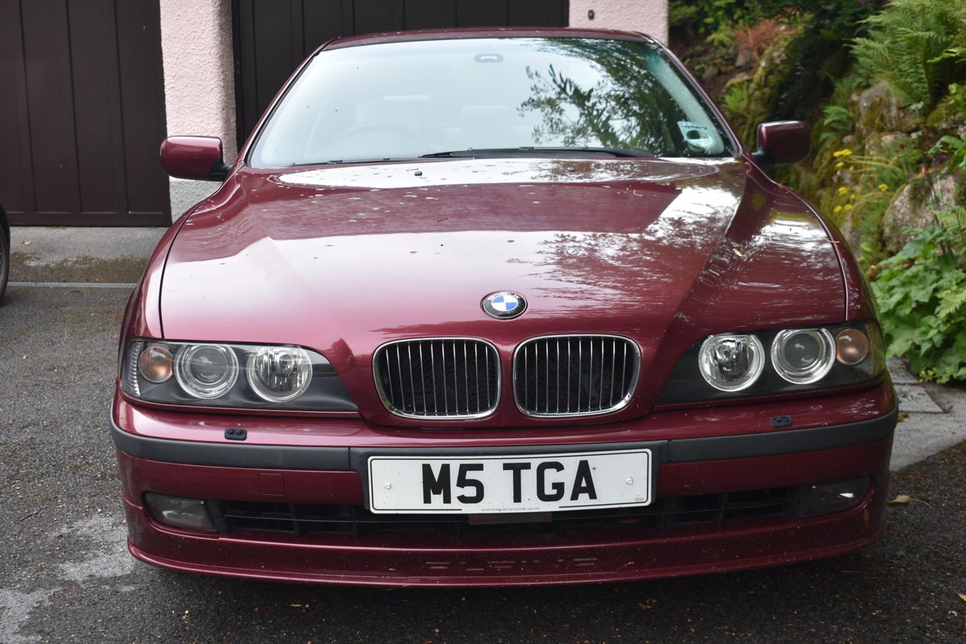 A rare 1999 BMW E39 B10 Alpina Registration number M5 TGA Chassis No GF10462 V5C MOT expires - Image 2 of 45