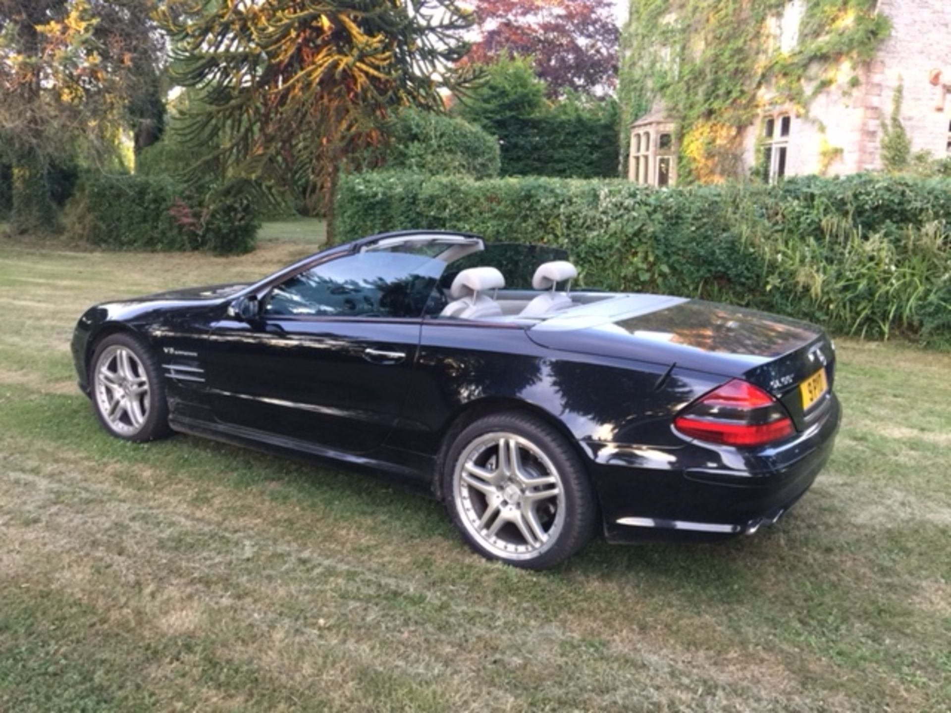 A 2002 Mercedes-Benz SL55 AMG Registration number LY52 KYV Black with a grey leather interior V5C - Image 4 of 4