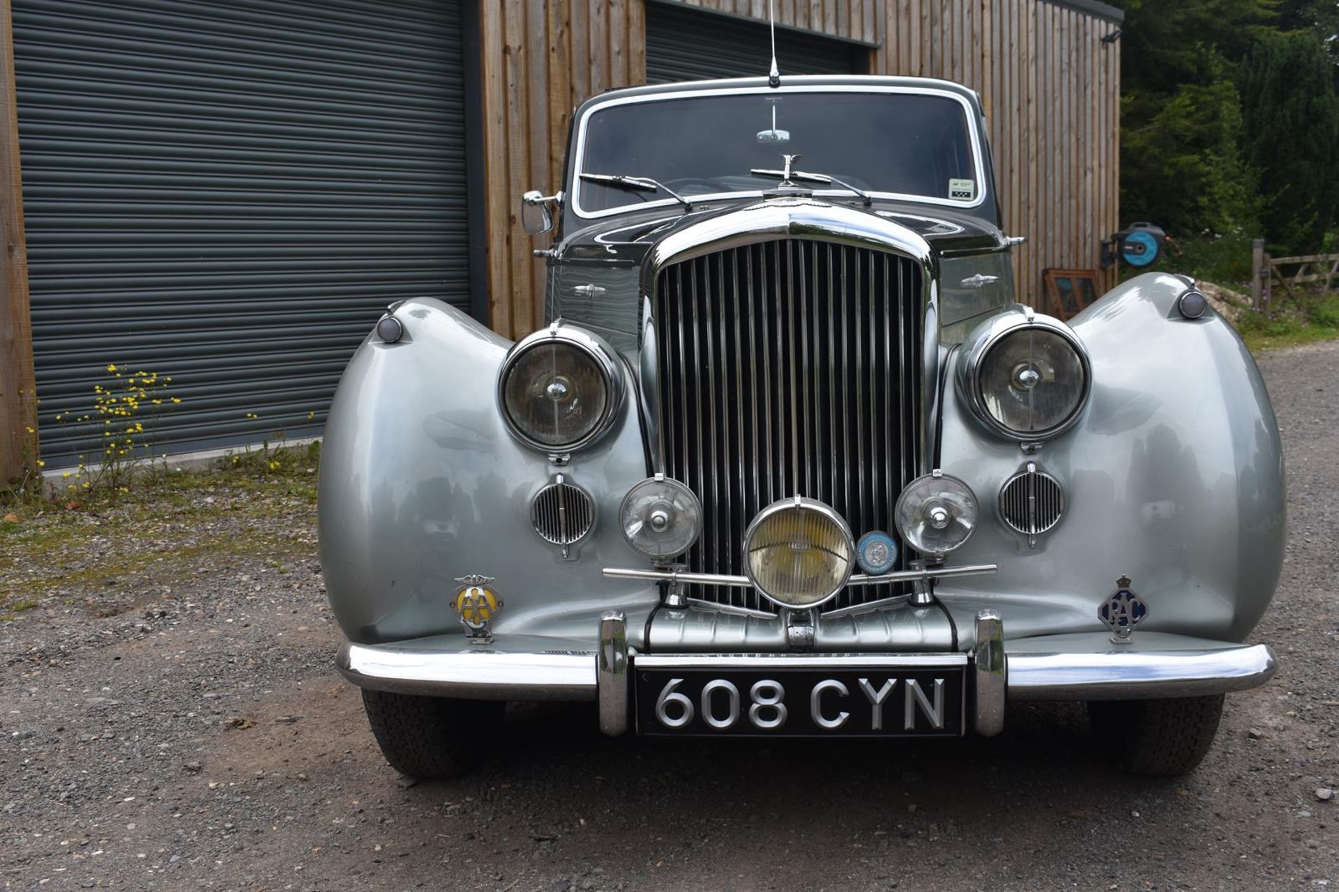 A 1955 Bentley R-Type Standard Saloon Registration number 608 CYN Chassis number B25027 Engine - Image 15 of 48