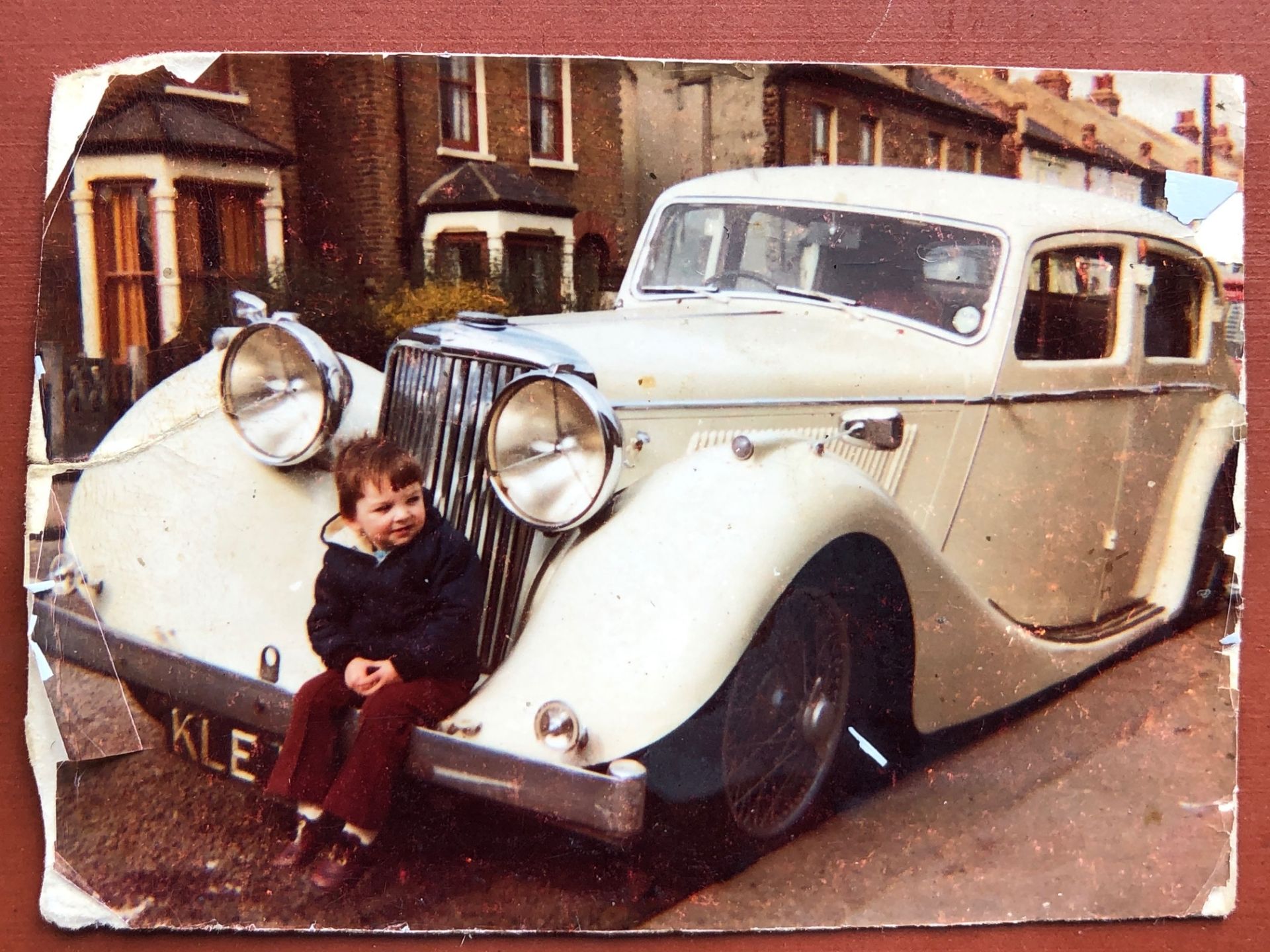 A 1948 Jaguar 2½ litre saloon Registration number KLE 161 V5 MOT exempt Bought by the owner in - Image 92 of 165