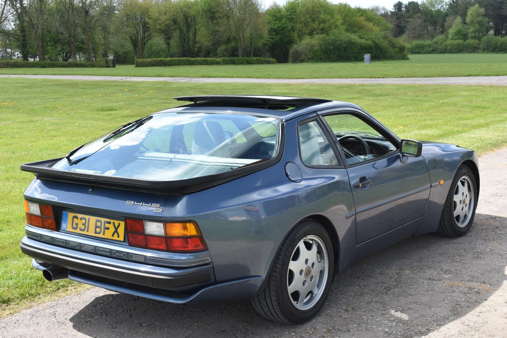 A 1989 Porsche 944 S2 Coupé Registration number G31 BFX Chassis number WP022294ZKN403555 Engine - Image 5 of 20
