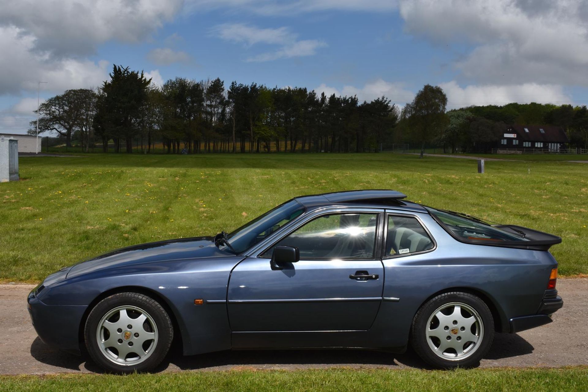 A 1989 Porsche 944 S2 Coupé Registration number G31 BFX Chassis number WP022294ZKN403555 Engine - Image 17 of 20