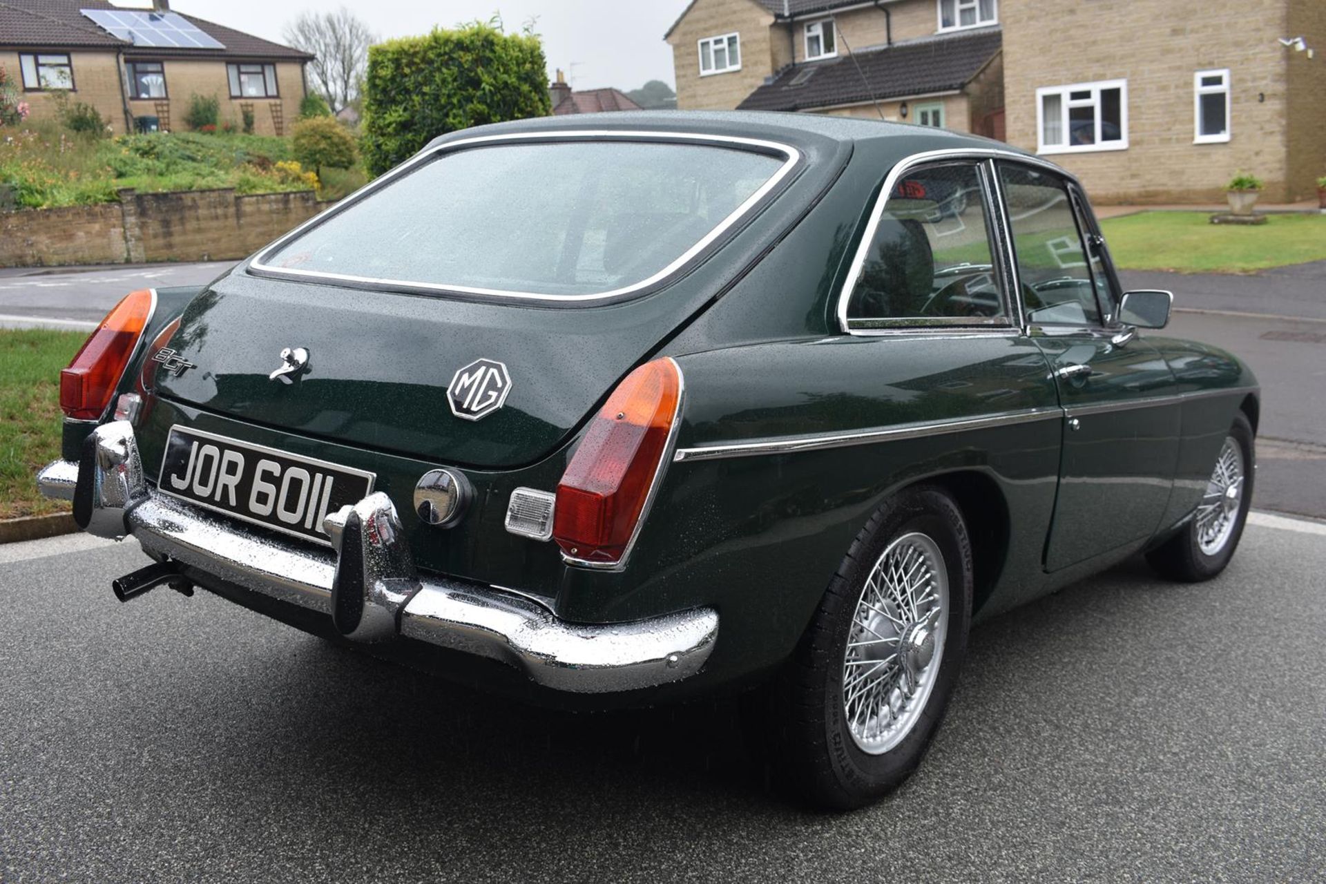 A 1972 MGB GT Registration number JOR 601L Chassis number G-HD5/293076 Engine number 18V-582-F-H/ - Image 10 of 38