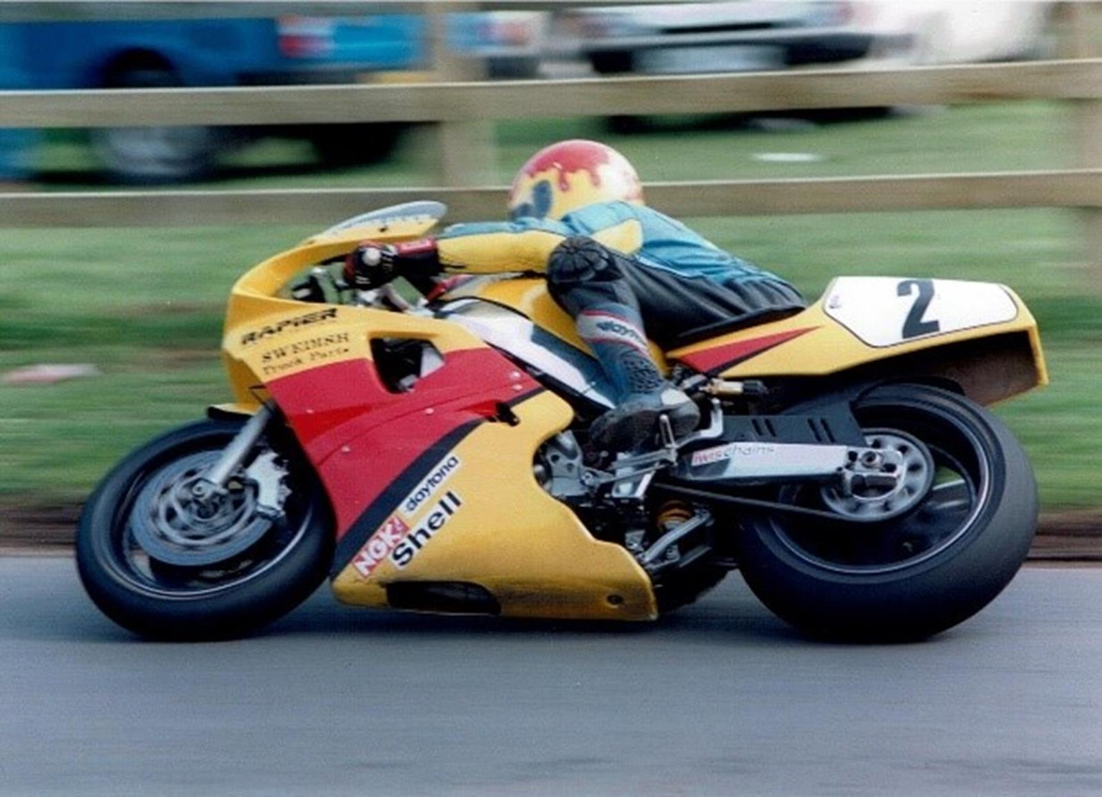 A 1989 Yamaha OW01 Ex-Dave Leach Motorcycle location: Andreas, Isle of Man - Bild 12 aus 13