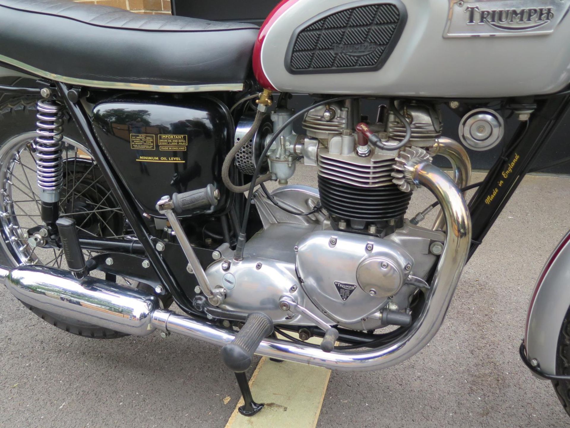 A 1969 Triumph Trophy Registration number UHY 564H Frame number 24249 Engine number 24249 V5C - Image 6 of 9