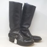 A pair of vintage black leather motorcycle boots (size 8) (2)