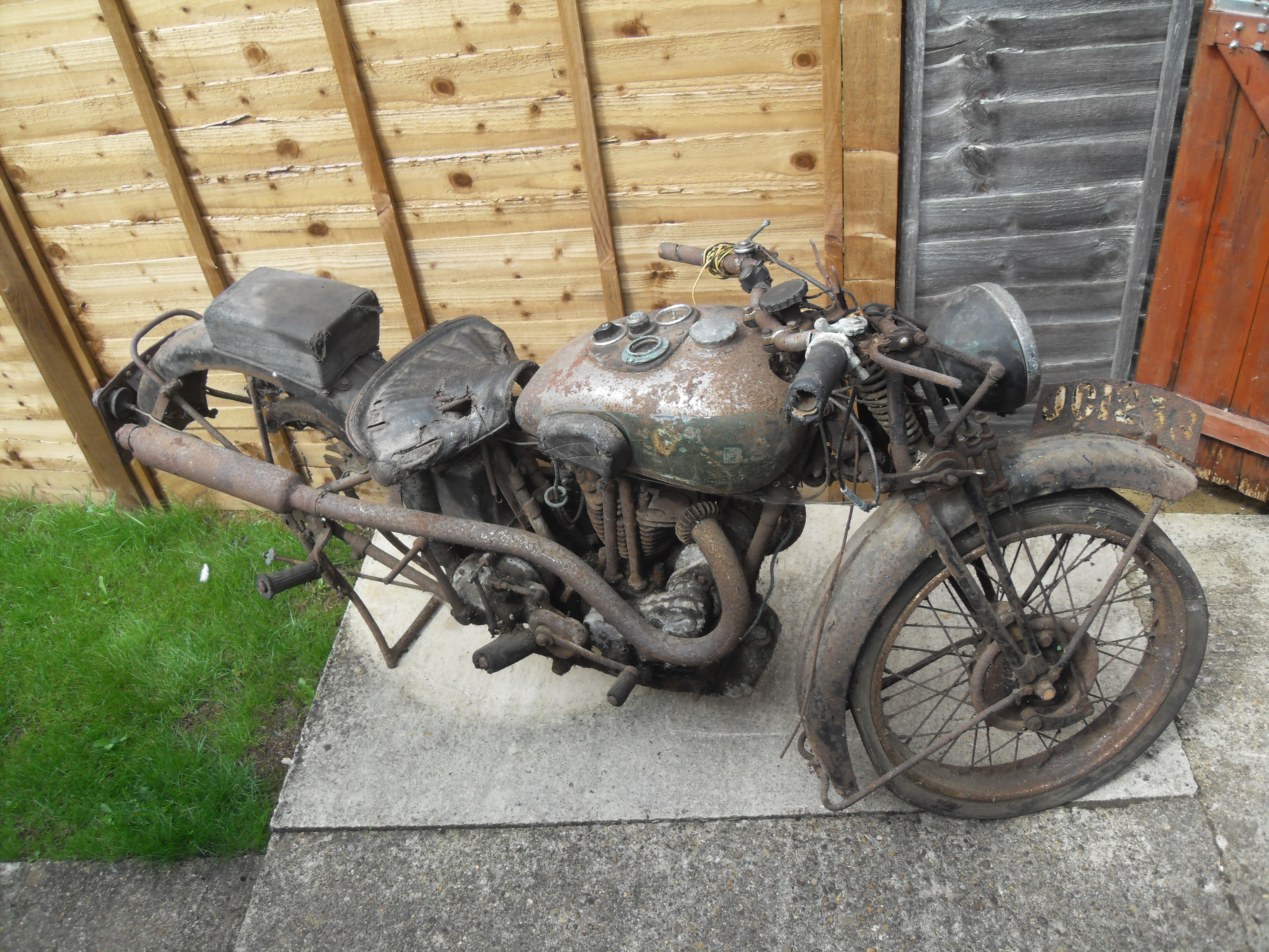 A 1933 BSA Blue Star 500cc Registration number JC 1238 Frame number A51623 Engine number A81007