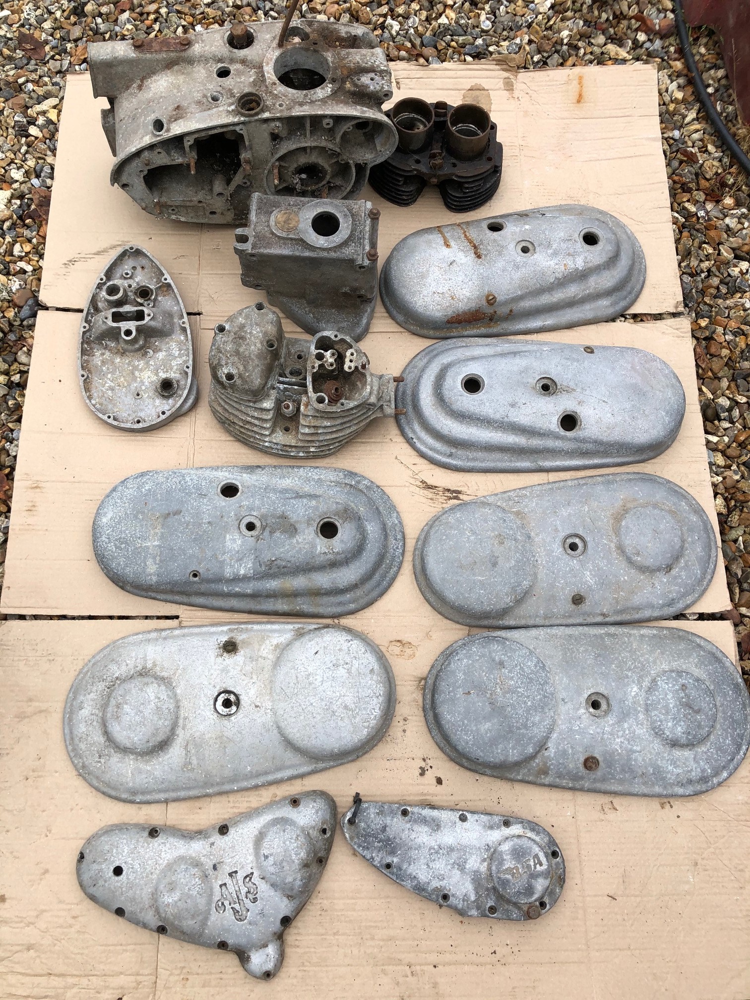 Assorted engine covers and other items