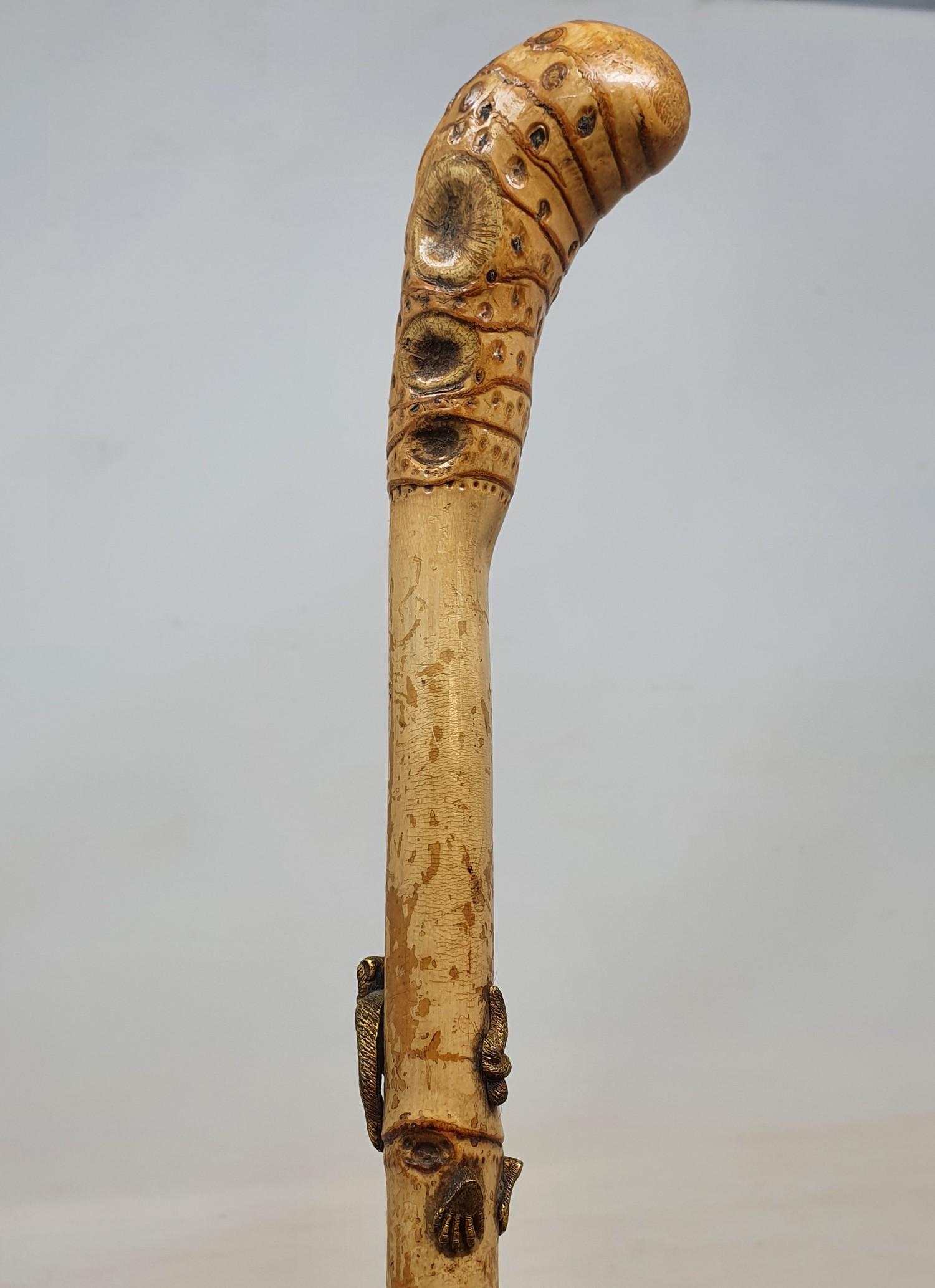 A 19th century bamboo cane inset with a brass monkey, 92 cm - Image 2 of 4