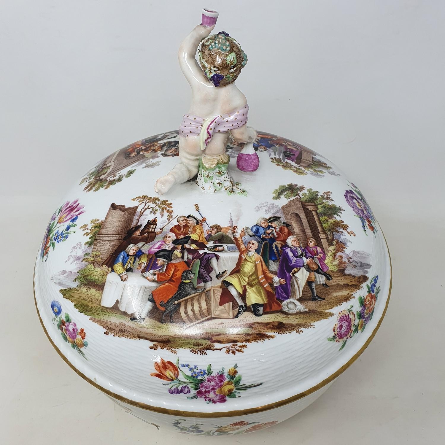A Berlin porcelain punch bowl and cover, with a putto finial, decorated extensive scenes of - Image 11 of 15