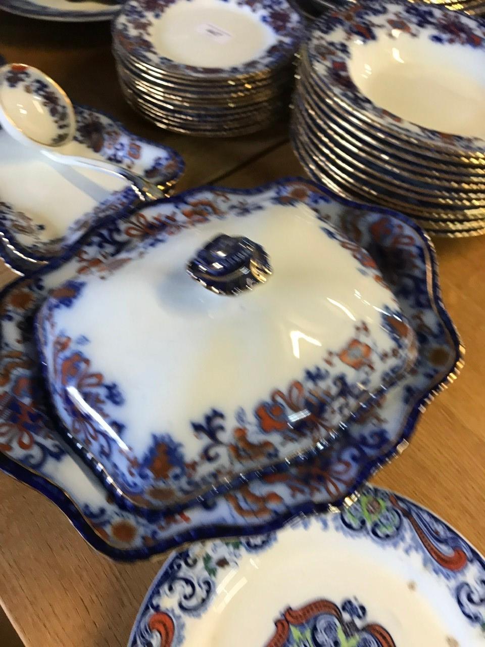 A Doulton Burslem part dinner service