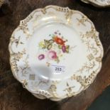 A set of 14 porcelain desert plates, with botanical and gilt decoration, 23 cm diameter
