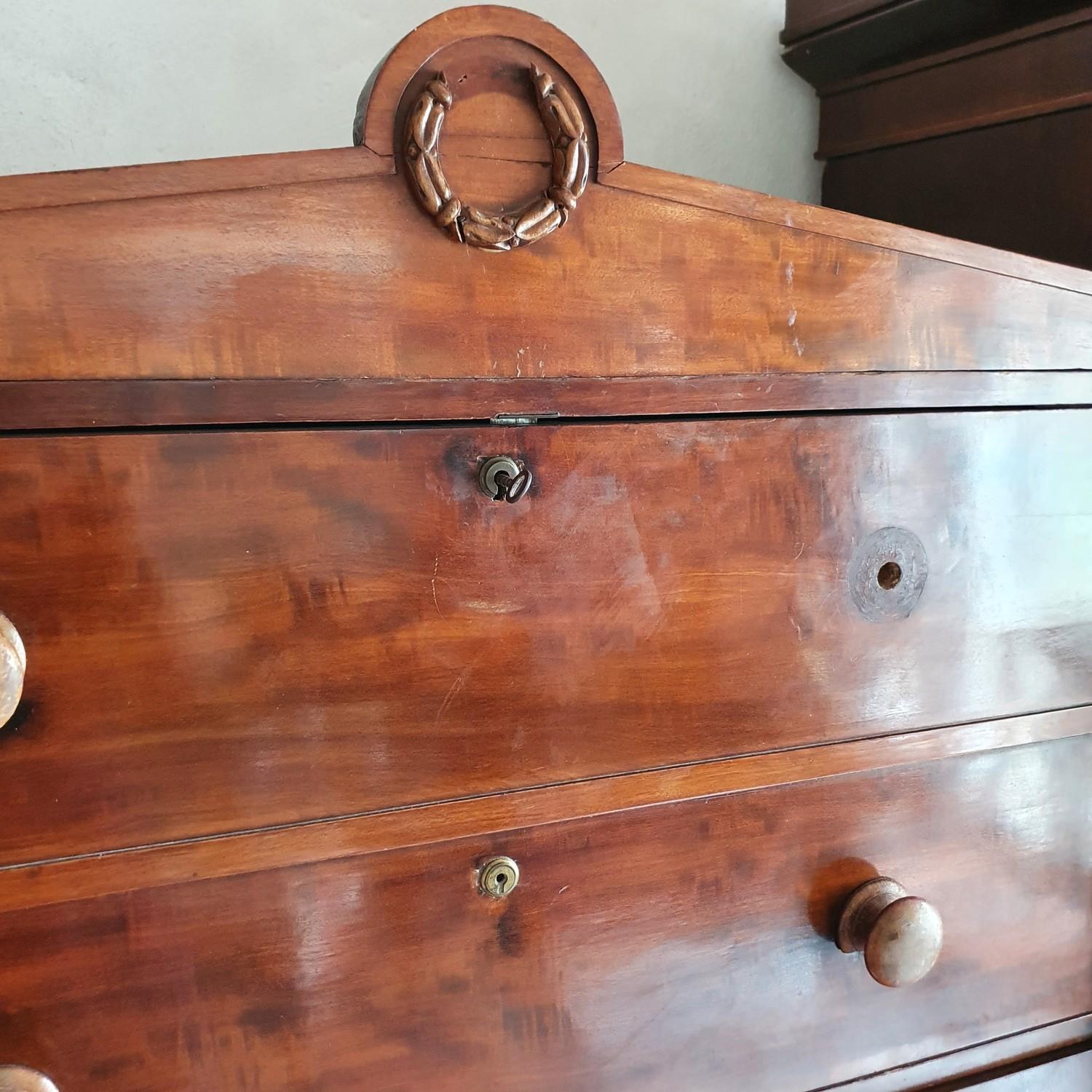 A Victorian mahogany wardrobe, incorporating drawers, 213 cm wide x 193 cm high - Image 6 of 7