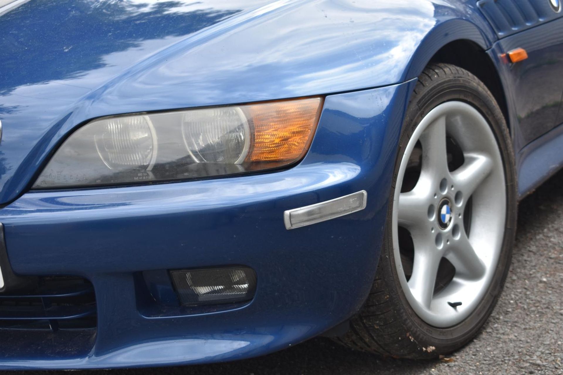 A 1999 BMW Z3 Roadster 2.8 Registration number T239 VVX Chassis number WBADM32000LE92600 Engine - Image 3 of 39