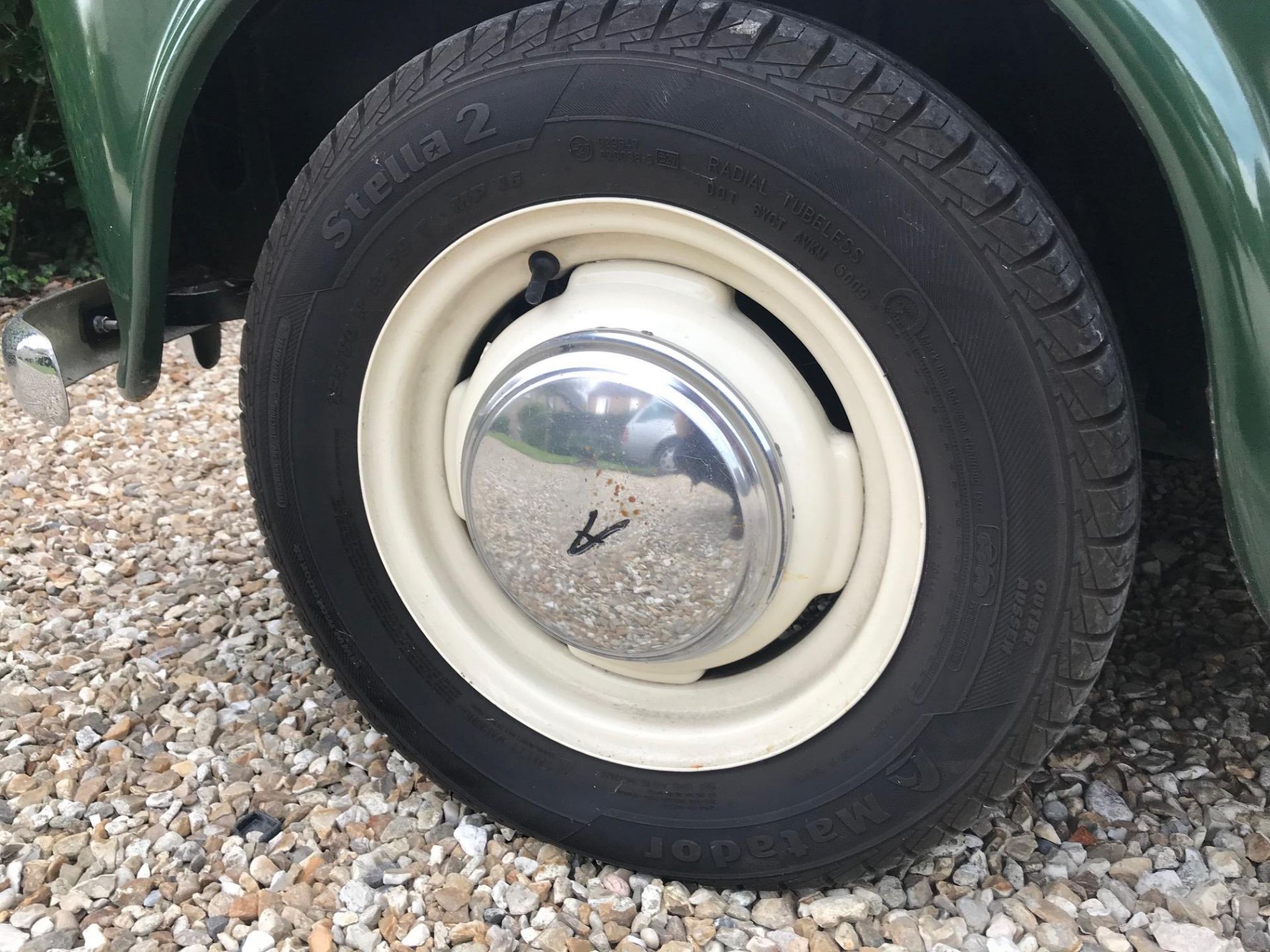 A 1957 Austin A35 - Image 32 of 84