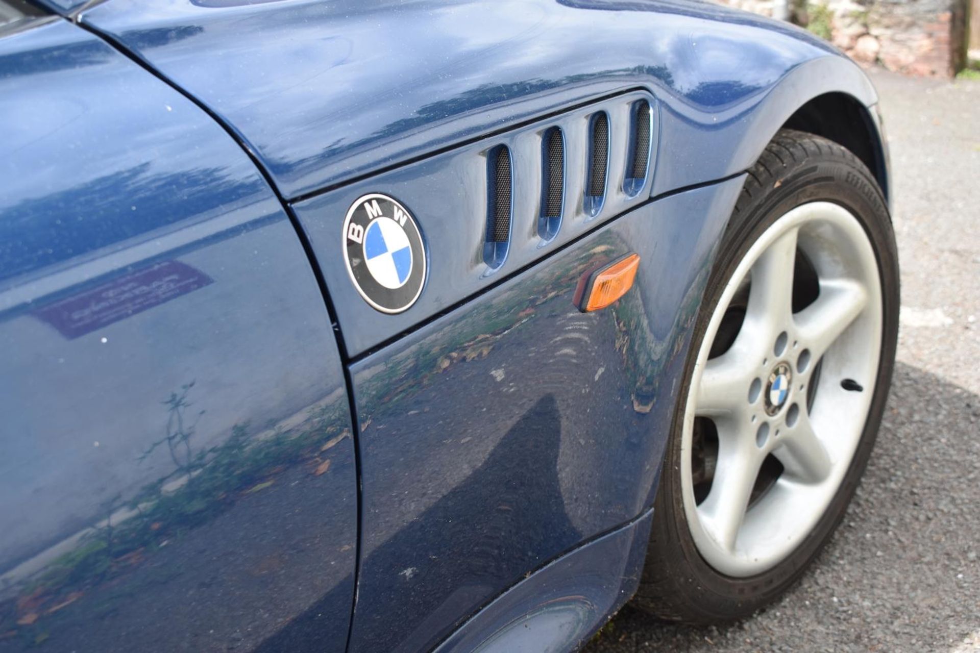 A 1999 BMW Z3 Roadster 2.8 Registration number T239 VVX Chassis number WBADM32000LE92600 Engine - Image 9 of 39