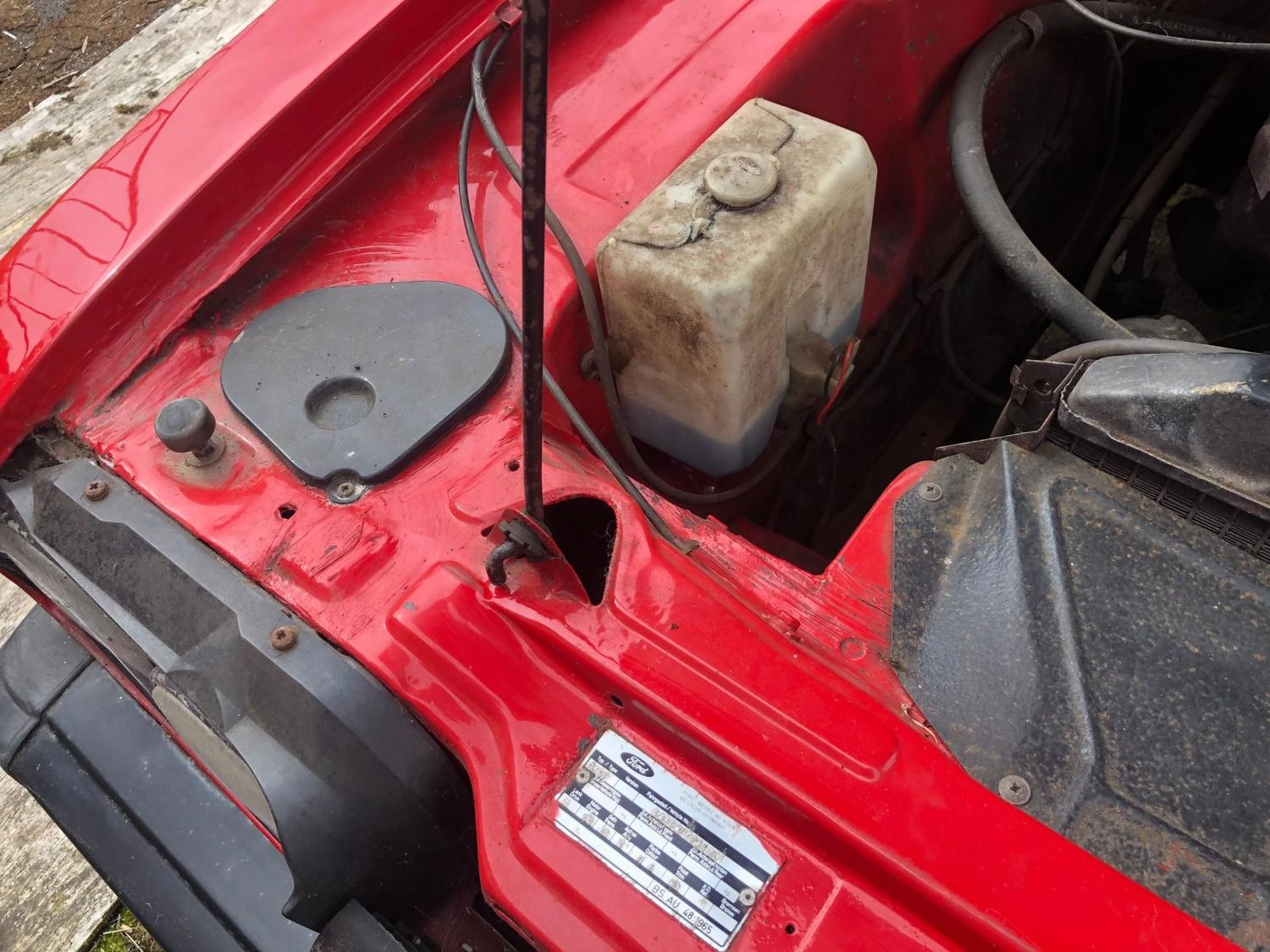 A 1979 Ford Capri 1.6 GL Registration number AEU 475V MOT expired in June 2019 Red with a red - Image 10 of 92